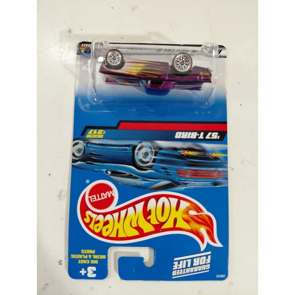 NIP Hot Wheels 1999 Main Line 1:64 Die Cast Ford Thunderbird Coupe Classic Car